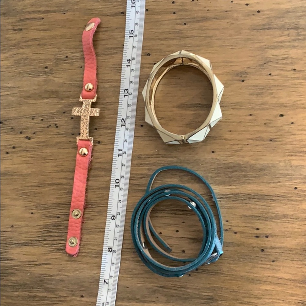 Bracelet lot
